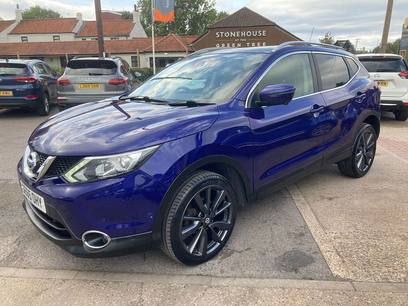 Nissan Qashqai 1.2 DIG-T Tekna SUV 5dr Petrol Manual 2WD Euro 6 (s/s) (115 ps) 5dr Manual 2025