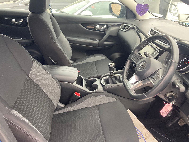 Nissan Qashqai 1.3 DIG-T Acenta Premium SUV 5dr Petrol Manual Euro 6 (s/s) (140 ps) 5dr Manual 2026