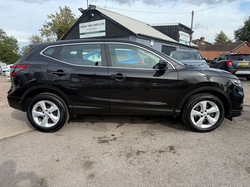Nissan Qashqai 1.3 DIG-T Acenta Premium SUV 5dr Petrol Manual Euro 6 (s/s) (160 ps) 5dr Manual 2025