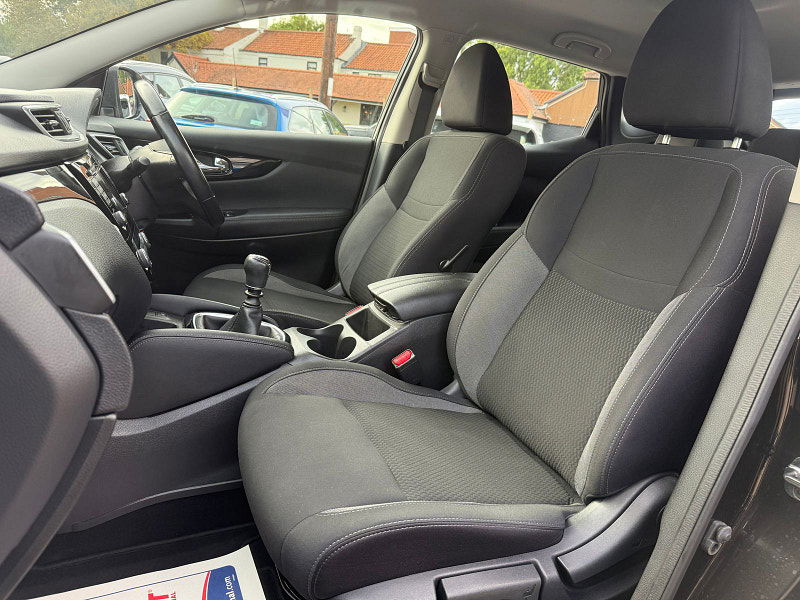 Nissan Qashqai 1.3 DIG-T Acenta Premium SUV 5dr Petrol Manual Euro 6 (s/s) (160 ps) 5dr Manual 2025