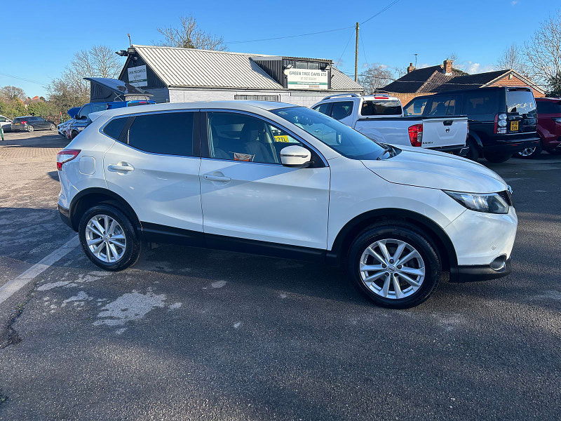 Nissan Qashqai 1.5 dCi Acenta SUV 5dr Diesel Manual 2WD Euro 6 (s/s) (110 ps) 5dr Manual 2025