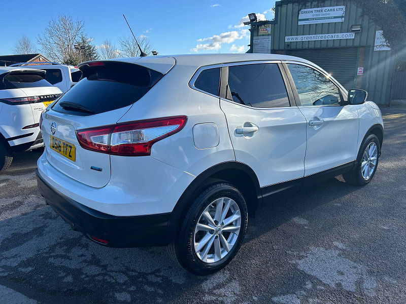 Nissan Qashqai 1.5 dCi Acenta SUV 5dr Diesel Manual 2WD Euro 6 (s/s) (110 ps) 5dr Manual 2025