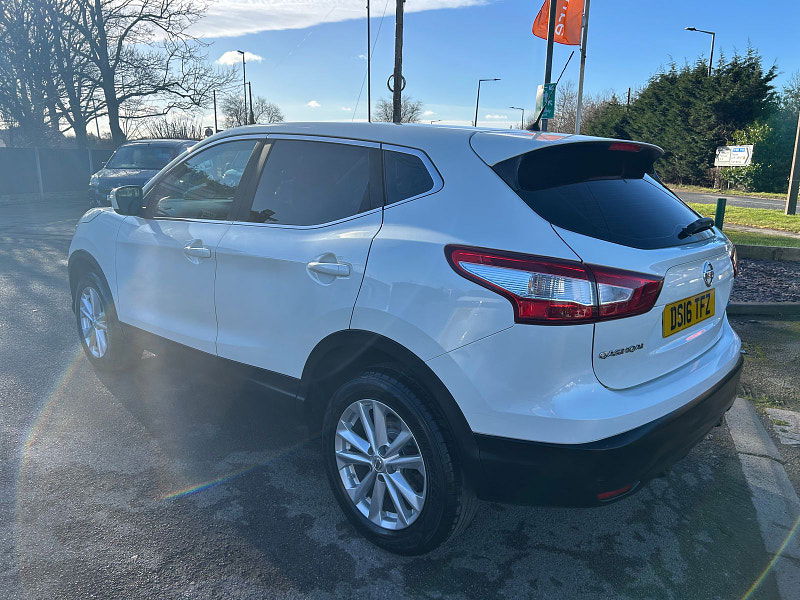 Nissan Qashqai 1.5 dCi Acenta SUV 5dr Diesel Manual 2WD Euro 6 (s/s) (110 ps) 5dr Manual 2025