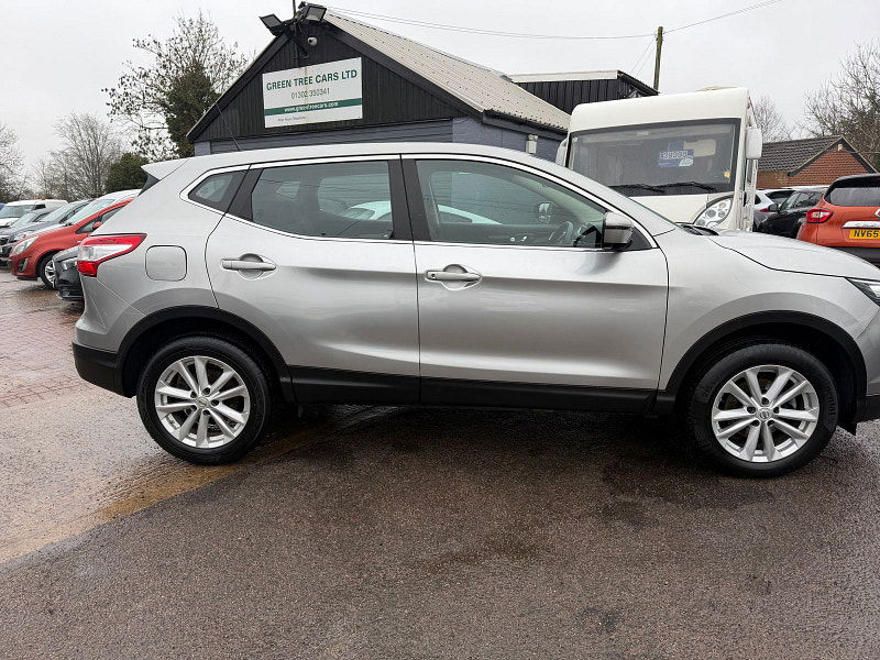 Nissan Qashqai 1.5 dCi Acenta SUV 5dr Diesel Manual 2WD Euro 6 (s/s) (110 ps) 5dr Manual 2026