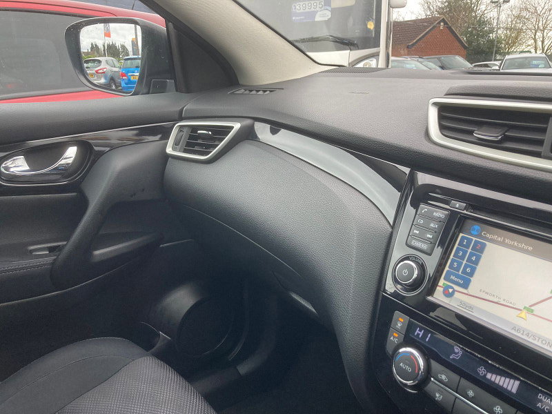 Nissan Qashqai 1.5 dCi n-tec+ SUV 5dr Diesel Manual 2WD Euro 5 (s/s) (110 ps) 5dr Manual 2026