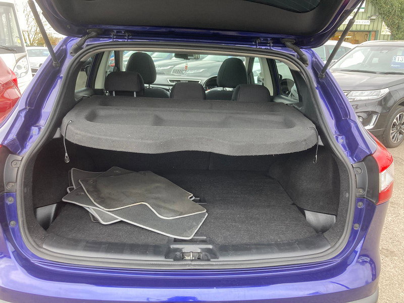 Nissan Qashqai 1.5 dCi n-tec+ SUV 5dr Diesel Manual 2WD Euro 5 (s/s) (110 ps) 5dr Manual 2026