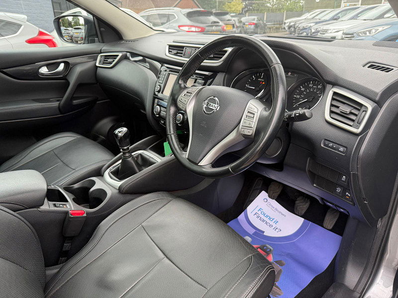 Nissan Qashqai 1.5 dCi Tekna SUV 5dr Diesel Manual 2WD Euro 5 (s/s) (110 ps) 5dr Manual 2025