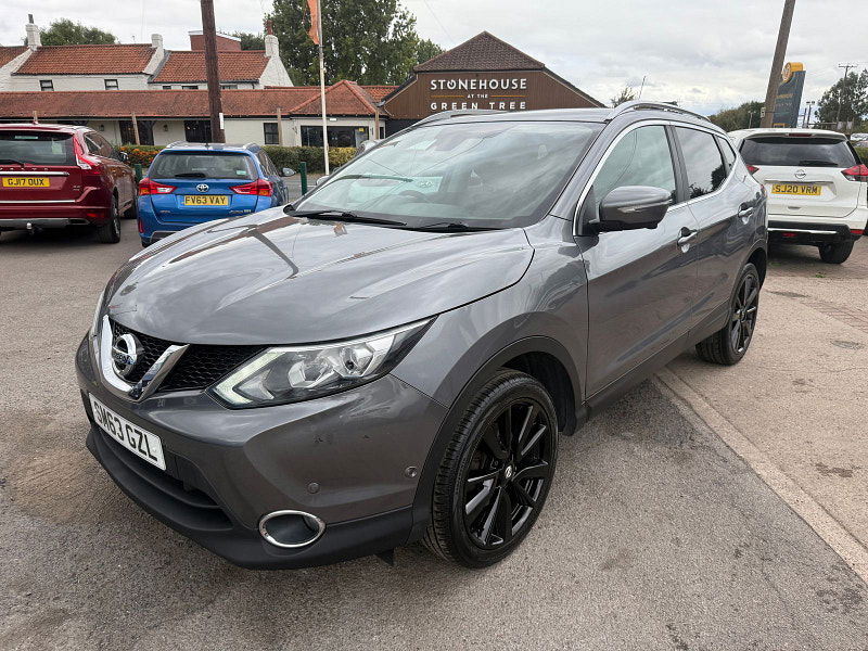 Nissan Qashqai 1.5 dCi Tekna SUV 5dr Diesel Manual 2WD Euro 5 (s/s) (110 ps) 5dr Manual 2025