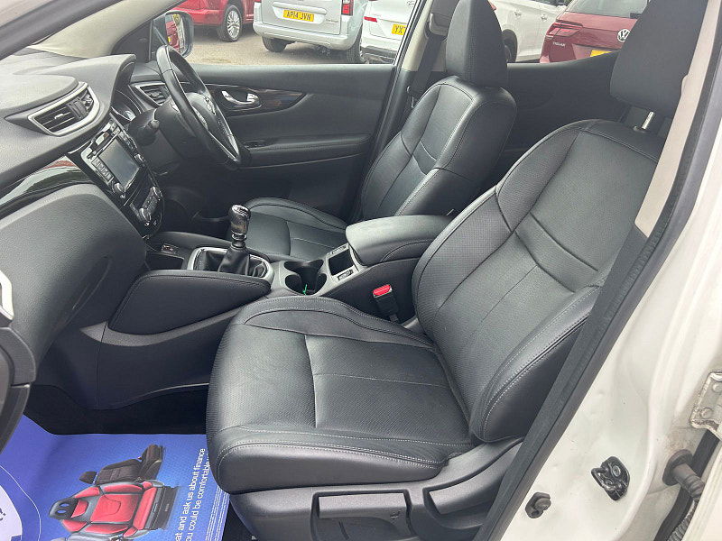 Nissan Qashqai 1.5 dCi Tekna SUV 5dr Diesel Manual 2WD Euro 6 (s/s) (110 ps) 5dr Manual 2025