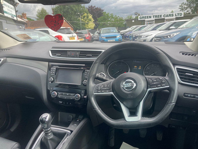 Nissan Qashqai 1.6 dCi Tekna SUV 5dr Diesel Manual Euro 6 (s/s) (130 ps) 5dr Manual 2025