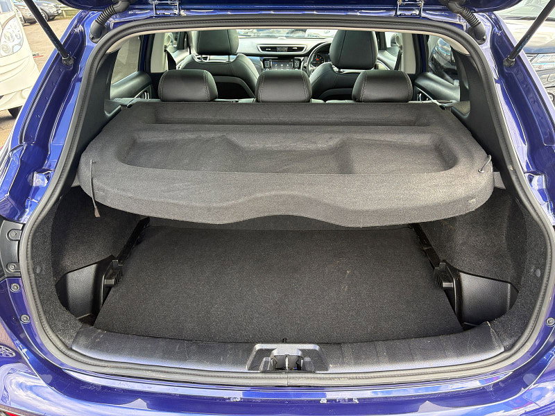 Nissan Qashqai 1.6 dCi Tekna SUV 5dr Diesel XTRON Euro 6 (s/s) (130 ps) 5dr Automatic 2026