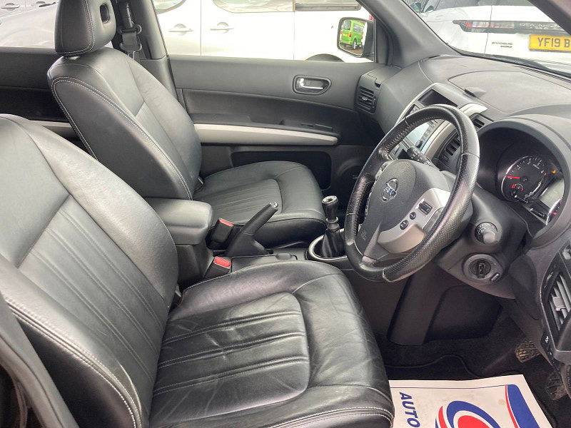 Nissan X-Trail 2.0 dCi Tekna SUV 5dr Diesel Manual 4WD Euro 5 (AVM) (173 ps) 5dr Manual 2025