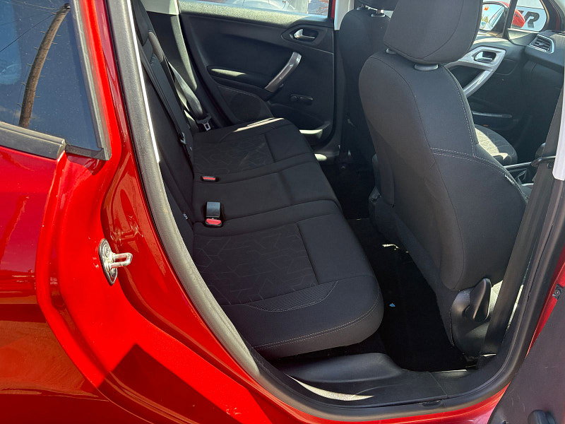 Peugeot 2008 1.2 PureTech Active SUV 5dr Petrol Manual Euro 6 (82 ps) 5dr Manual 2026