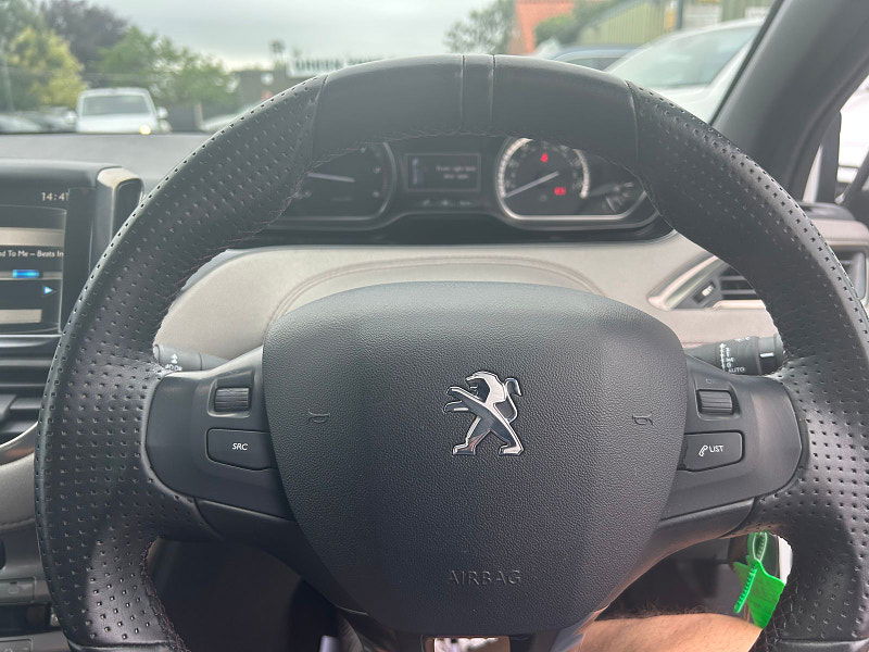 Peugeot 208 1.6 e-HDi XY Hatchback 3dr Diesel Manual Euro 5 (s/s) (92 ps) 3dr Manual 2025