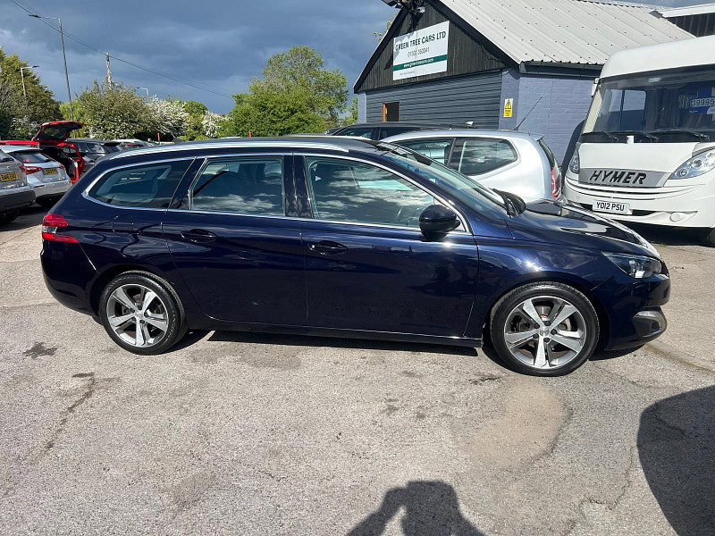 Peugeot 308 SW 1.2 PureTech Allure Estate 5dr Petrol EAT Euro 6 (s/s) (130 ps) 5dr Automatic 2026