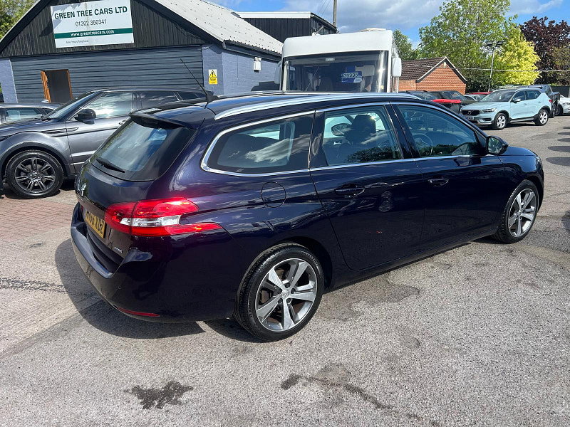 Peugeot 308 SW 1.2 PureTech Allure Estate 5dr Petrol EAT Euro 6 (s/s) (130 ps) 5dr Automatic 2026