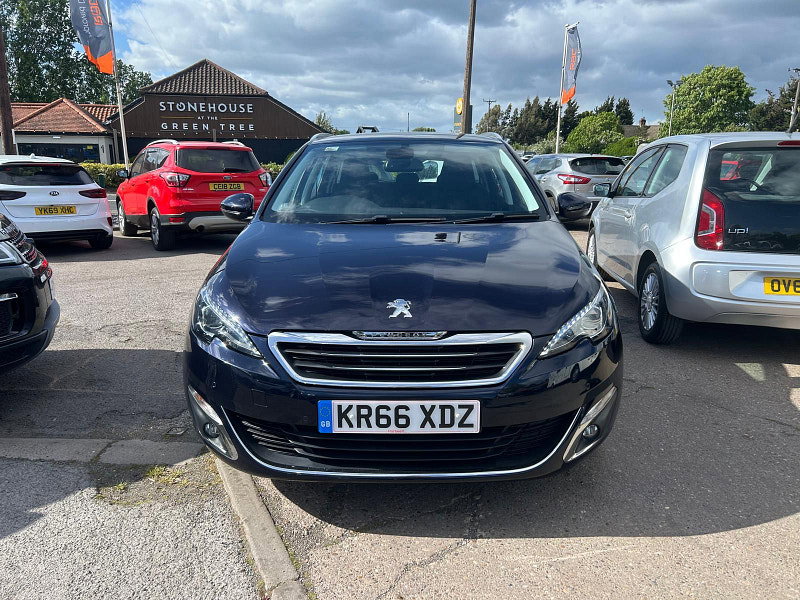 Peugeot 308 SW 1.2 PureTech Allure Estate 5dr Petrol EAT Euro 6 (s/s) (130 ps) 5dr Automatic 2026