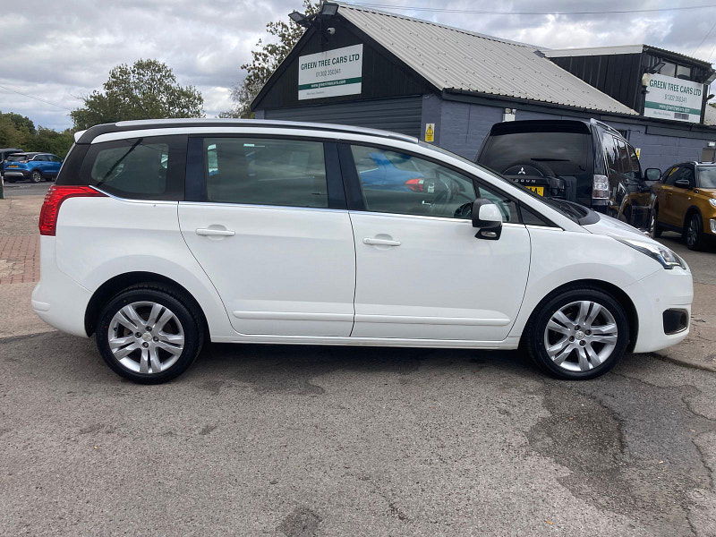 Peugeot 5008 1.6 HDi Active MPV 5dr Diesel Manual Euro 5 (115 ps) 5dr Manual 2025
