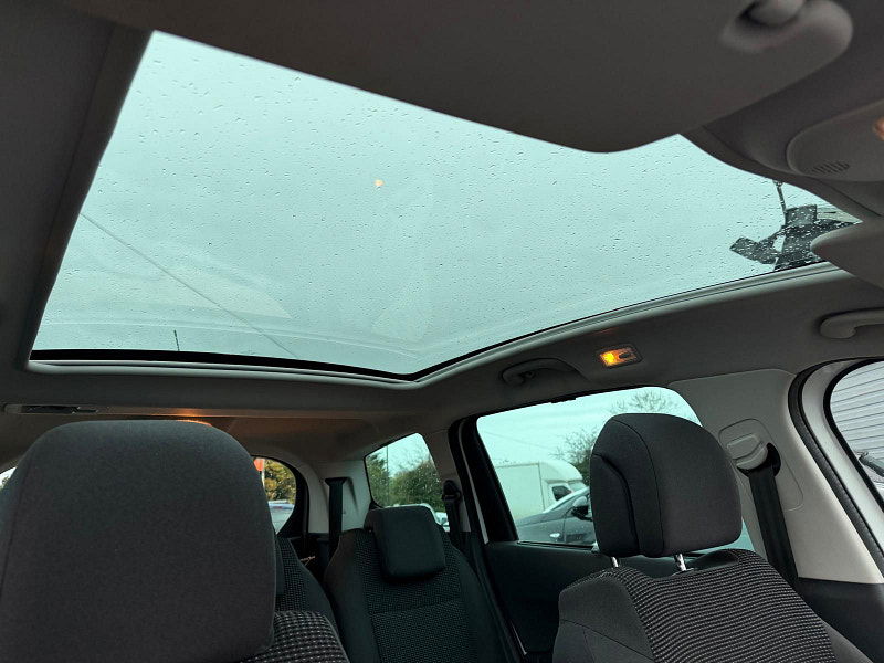 Peugeot 5008 1.6 HDi Allure MPV 5dr Diesel Manual Euro 5 (115 ps) 5dr Manual 2025