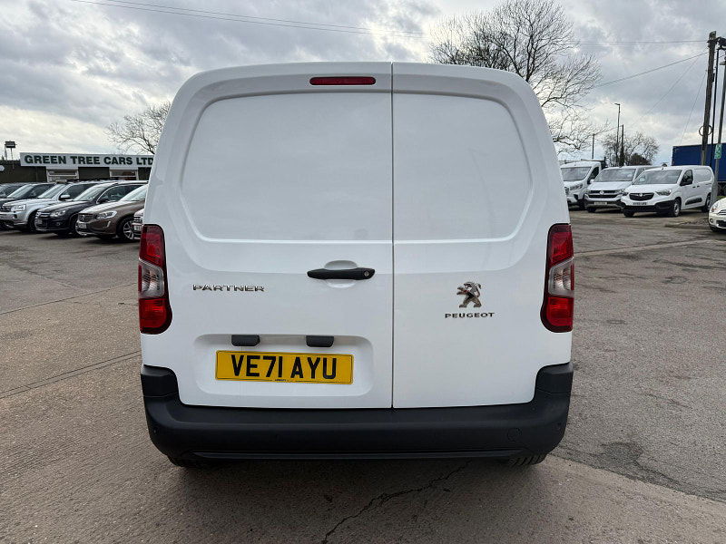Peugeot Partner 1.5 BlueHDi 1000 Professional Premium Standard Panel Van 5dr Diesel Manual SWB Euro 6 (100 bhp) 5dr Manual 2025