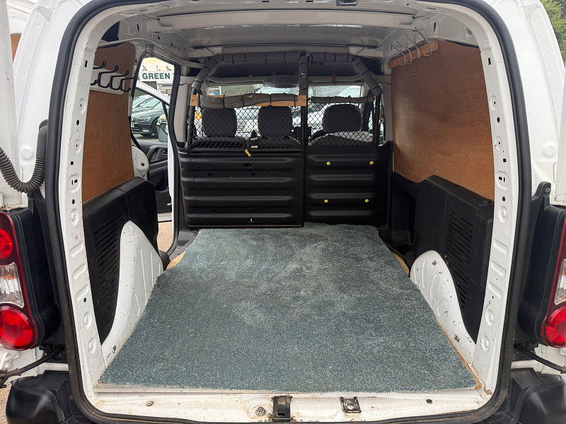 Peugeot Partner 1.6 HDi 625 Professional Panel Van 5dr Diesel Manual L1 (133 g/km, 75 bhp) 5dr Manual 2025