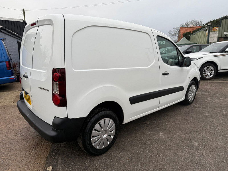 Peugeot Partner 1.6 HDi 850 S Panel Van 4dr Diesel Manual L1 (138 g/km, 90 bhp) 4dr Manual 2024