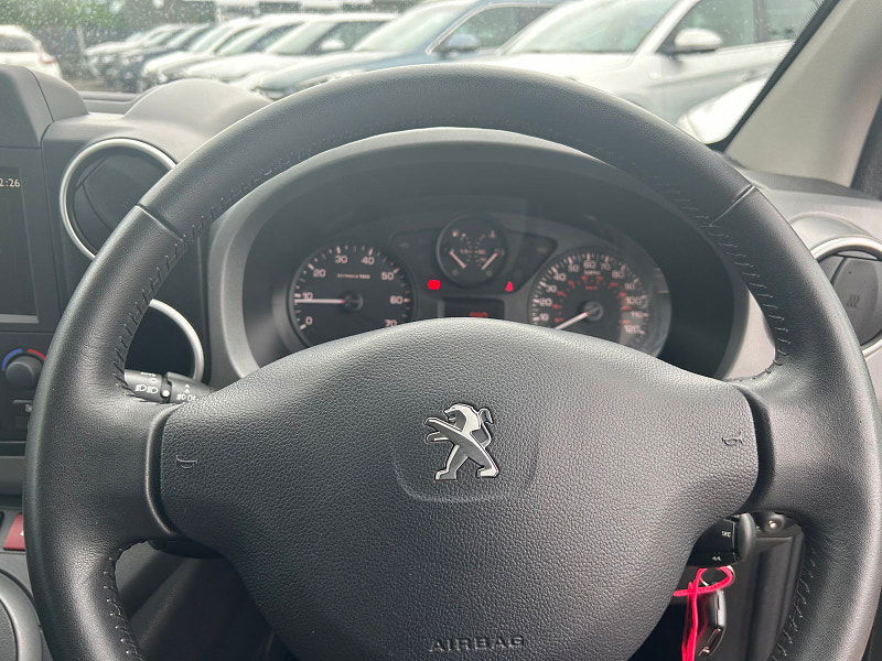 Peugeot Partner Tepee 1.6 BlueHDi Outdoor MPV 5dr Diesel Manual Euro 6 (s/s) (100 ps) 5dr Manual 2025
