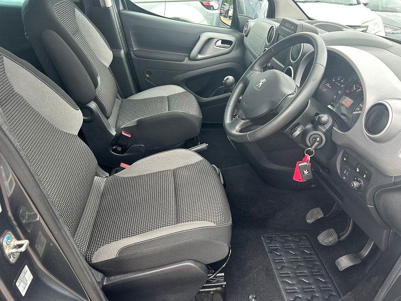 Peugeot Partner Tepee 1.6 BlueHDi Outdoor MPV 5dr Diesel Manual Euro 6 (s/s) (100 ps) 5dr Manual 2025