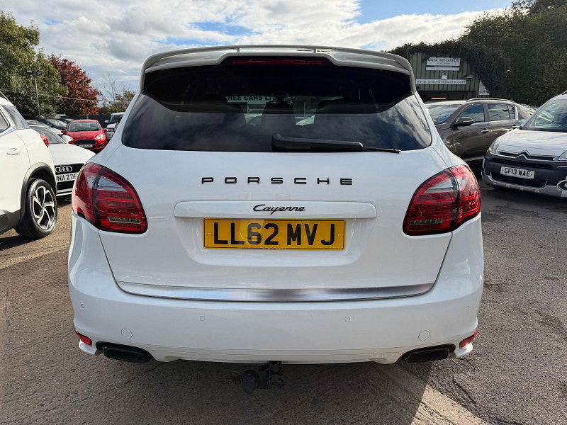 Porsche Cayenne 3.0 TD V6 SUV 5dr Diesel Tiptronic 4WD Euro 5 (s/s) (240 ps) 5dr Automatic 2025