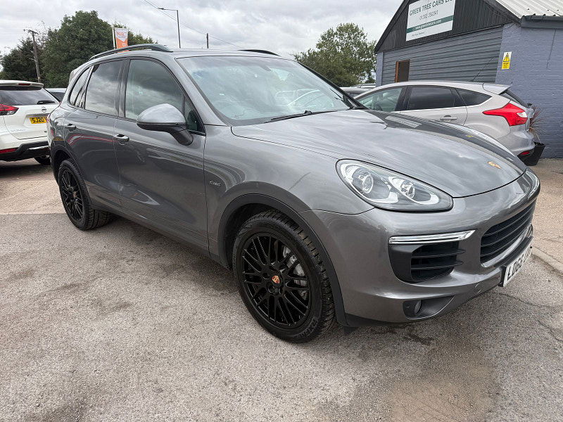 Porsche Cayenne 3.0 TD V6 SUV 5dr Diesel TiptronicS 4WD Euro 6 (s/s) (262 ps) 5dr Automatic 2025