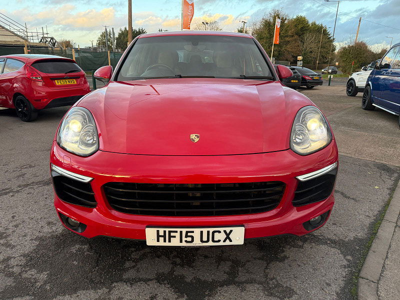 Porsche Cayenne 4.2 TD V8 S SUV 5dr Diesel TiptronicS 4WD Euro 5 (s/s) (385 ps) 5dr Automatic 2024