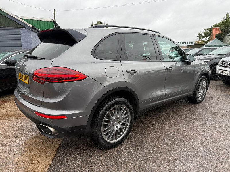 Porsche Cayenne D V6 TIPTRONIC S 5dr Automatic 2024