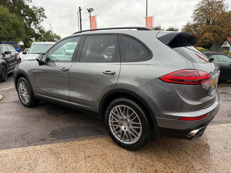 Porsche Cayenne D V6 TIPTRONIC S 5dr Automatic 2024