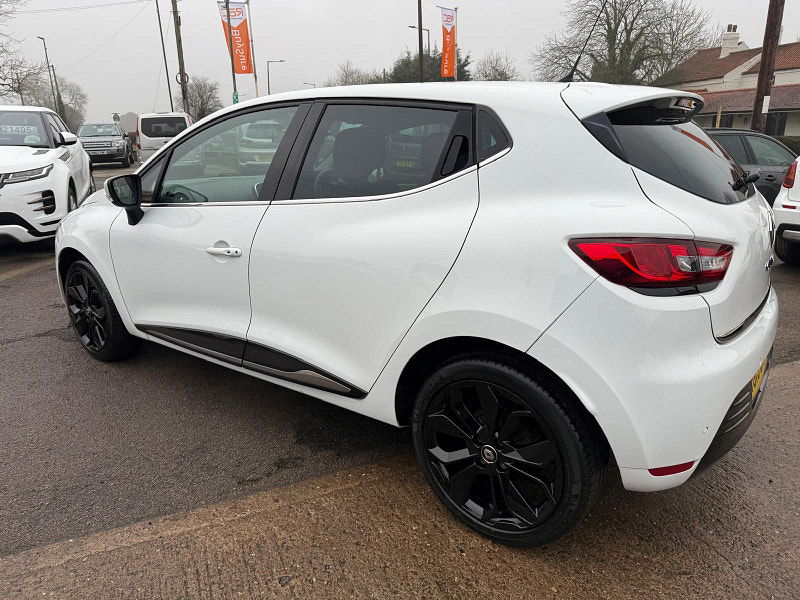 Renault Clio 0.9 TCe Iconic Hatchback 5dr Petrol Manual Euro 6 (s/s) (75 ps) 5dr Manual 2026