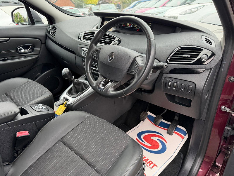 Renault Grand Scenic 1.5 dCi Dynamique Nav MPV 5dr Diesel Manual Euro 6 (s/s) (110 ps) 5dr Manual 2026