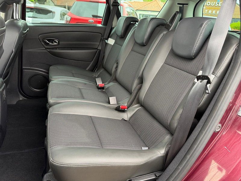 Renault Grand Scenic 1.5 dCi Dynamique Nav MPV 5dr Diesel Manual Euro 6 (s/s) (110 ps) 5dr Manual 2026