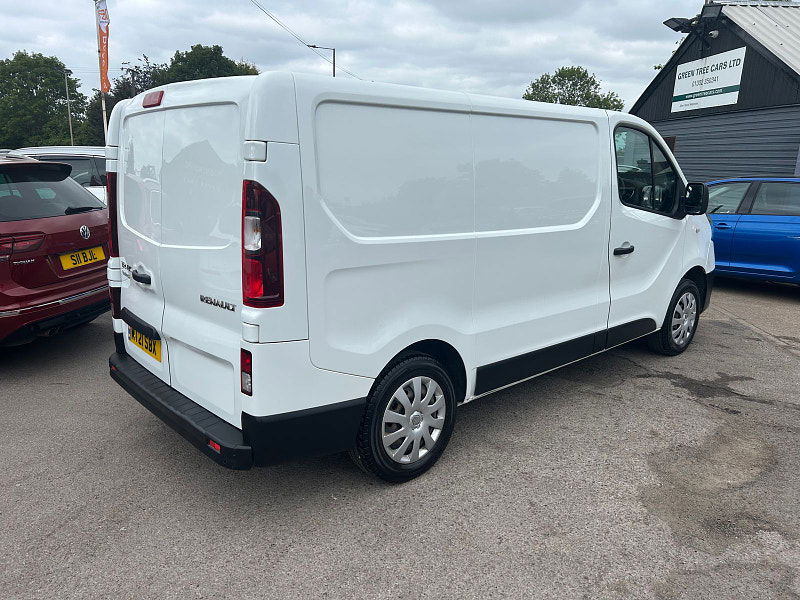 Renault Trafic 2.0 dCi ENERGY 28 Business+ Panel Van 5dr Diesel Manual SWB Standard Roof Euro 6 (s/s) (120 ps) 4dr Manual 2025