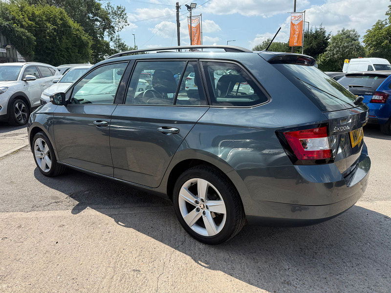 Skoda Fabia 1.2 TSI SE L Estate 5dr Petrol DSG Euro 6 (s/s) (110 ps) 5dr Automatic 2025
