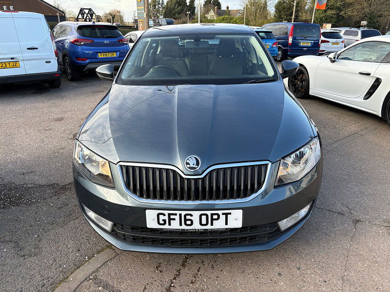 Skoda Octavia 1.6 TDI SE Hatchback 5dr Diesel DSG Euro 6 (s/s) (110 ps) 5dr Automatic 2026