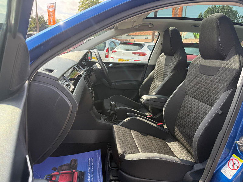 Skoda Rapid Spaceback 1.0 TSI SE Sport Hatchback 5dr Petrol Manual Euro 6 (s/s) (110 ps) 5dr Manual 2025