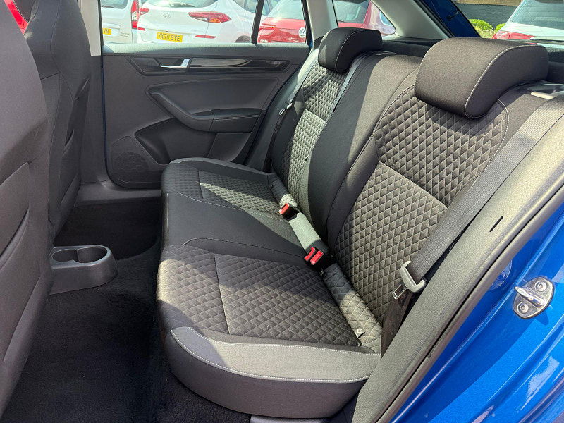 Skoda Rapid Spaceback 1.0 TSI SE Sport Hatchback 5dr Petrol Manual Euro 6 (s/s) (110 ps) 5dr Manual 2025