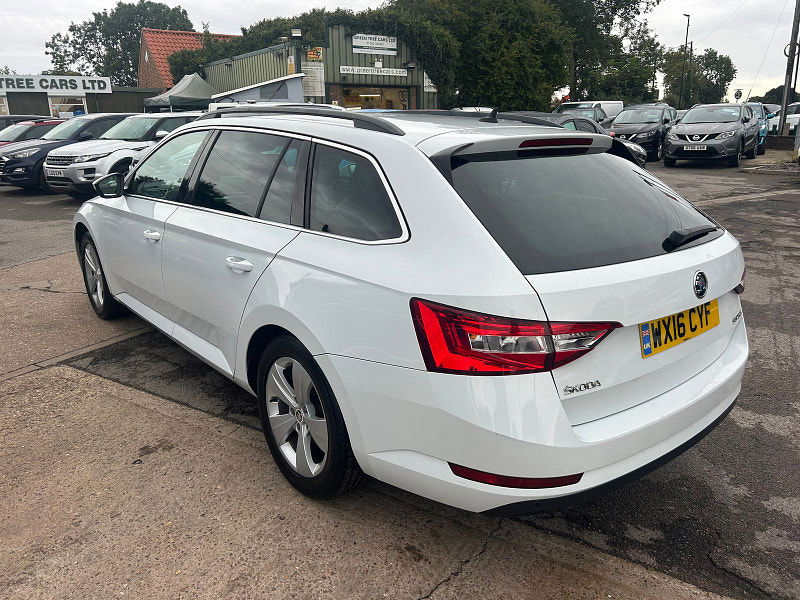 Skoda Superb 2.0 TDI SE Business Estate 5dr Diesel Manual Euro 6 (s/s) (150 ps) 5dr Manual 2025