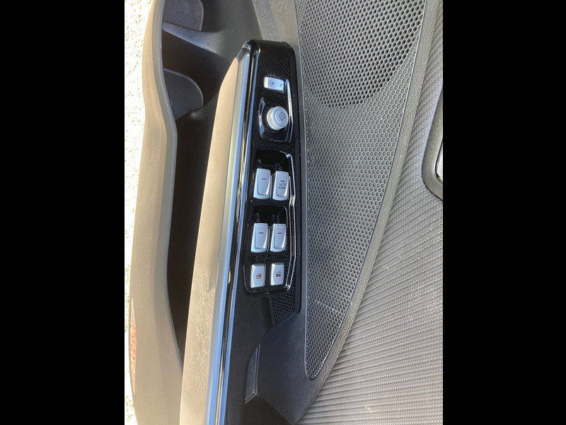 Ssangyong Tivoli XLV 1.6 e-XGi ELX SUV 5dr Petrol Manual Euro 6 (128 ps) 5dr Manual 2026