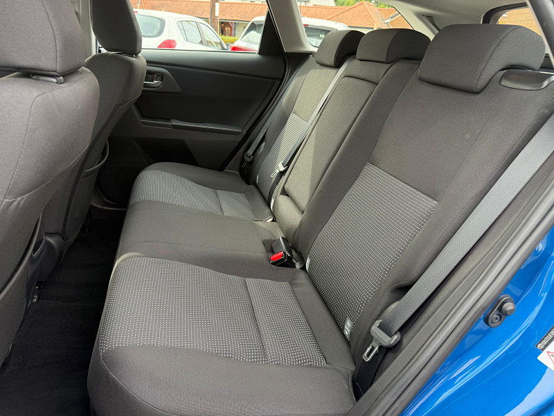 Toyota Auris 1.8 VVT-h Icon Touring Sports 5dr Petrol Hybrid CVT Euro 5 (s/s) (136 ps) 5dr Automatic 2025