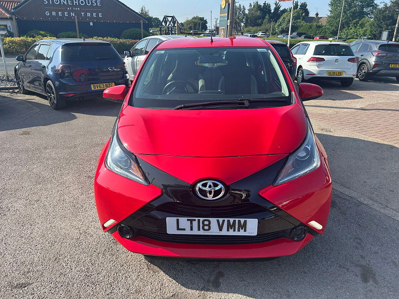 Toyota Aygo 1.0 VVT-i x-play Hatchback 5dr Petrol Manual Euro 6 (68 ps) 5dr Manual 2025