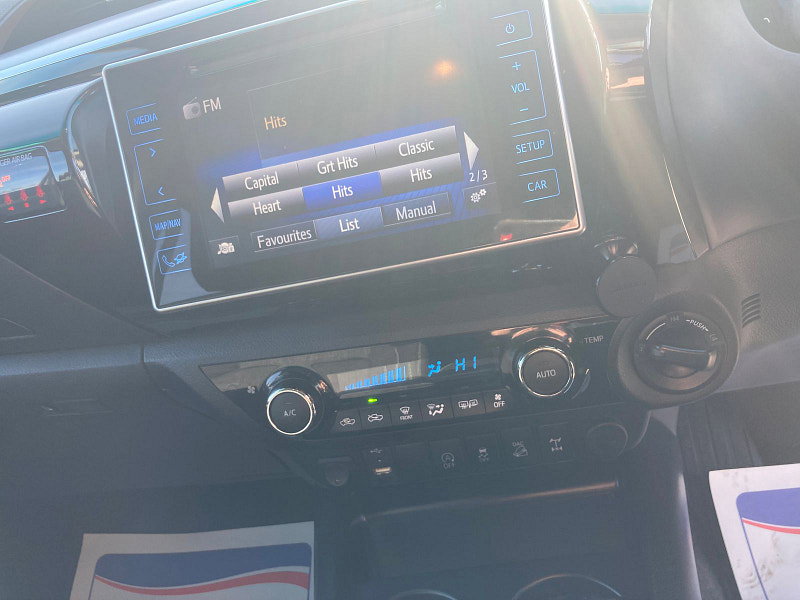 Toyota Hilux 2.4 D-4D Invincible Pickup Double Cab 4dr Diesel Auto 4WD Euro 6 (s/s) (TSS, 3.5t) (150 ps) 4dr Automatic 2026