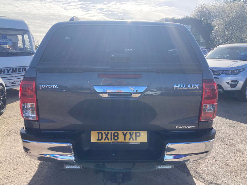 Toyota Hilux 2.4 D-4D Invincible Pickup Double Cab 4dr Diesel Auto 4WD Euro 6 (s/s) (TSS, 3.5t) (150 ps) 4dr Automatic 2026