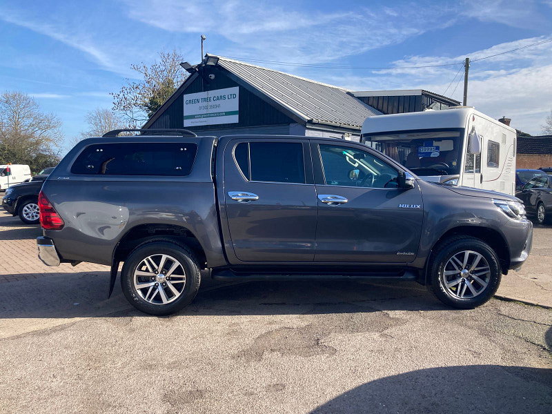 Toyota Hilux 2.4 D-4D Invincible Pickup Double Cab 4dr Diesel Auto 4WD Euro 6 (s/s) (TSS, 3.5t) (150 ps) 4dr Automatic 2026