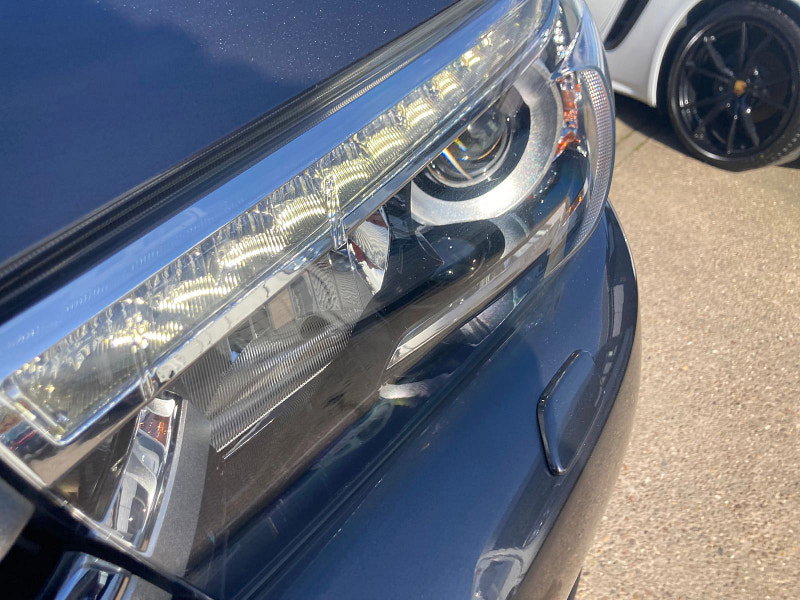 Toyota Hilux 2.4 D-4D Invincible Pickup Double Cab 4dr Diesel Auto 4WD Euro 6 (s/s) (TSS, 3.5t) (150 ps) 4dr Automatic 2026