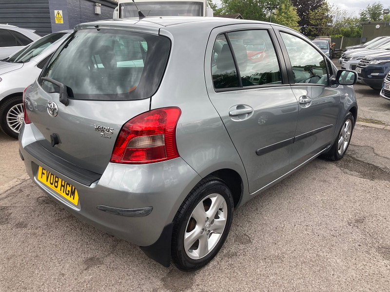 Toyota Yaris 1.3 VVT-i T Spirit Hatchback 5dr Petrol Manual (141 g/km, 85 bhp) 5dr Manual 2026